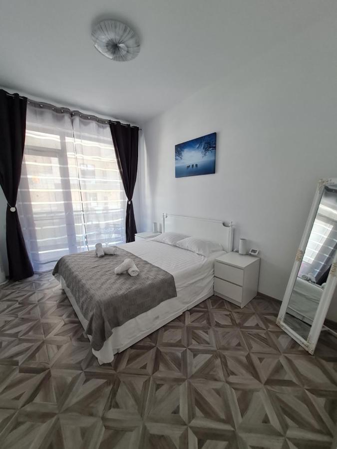 La Oti&Miruna Appartement Năvodari Buitenkant foto